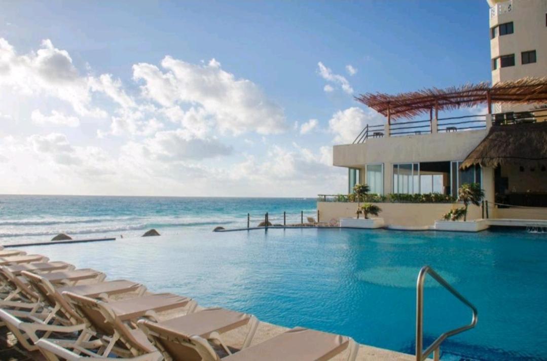 Cancun Plaza Condo Ocean Front 외부 사진