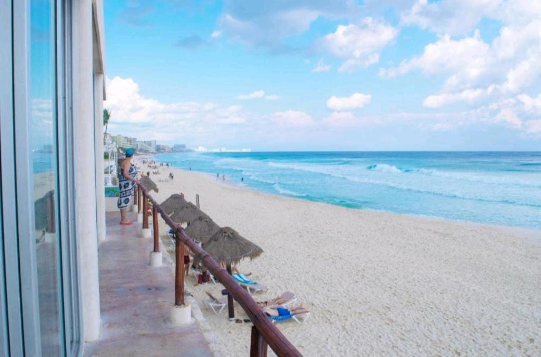 Cancun Plaza Condo Ocean Front 외부 사진