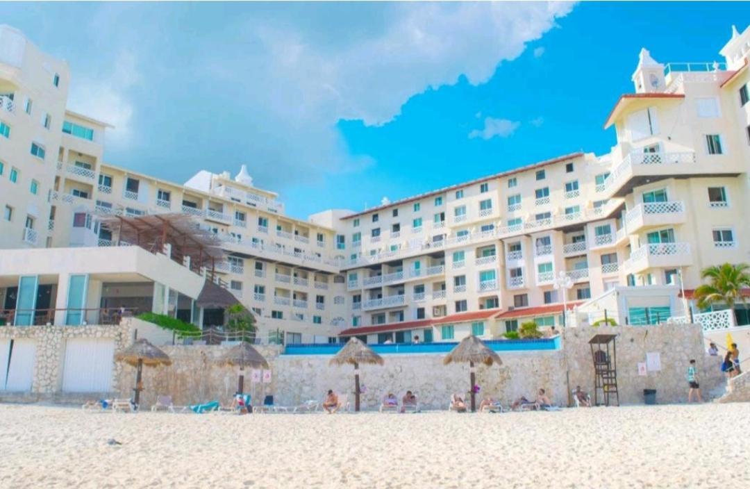 Cancun Plaza Condo Ocean Front 외부 사진