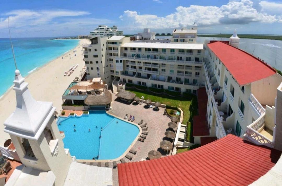 Cancun Plaza Condo Ocean Front 외부 사진