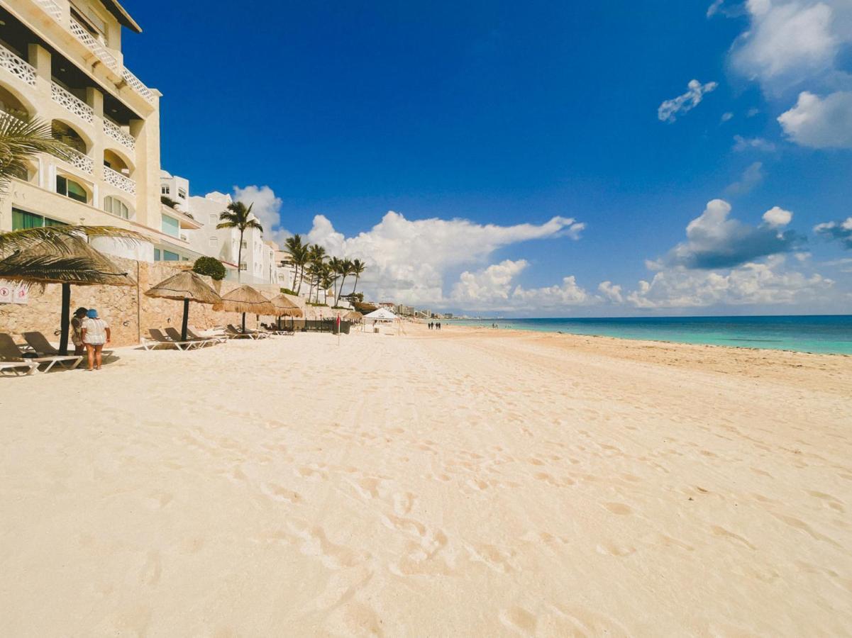 Cancun Plaza Condo Ocean Front 외부 사진